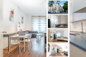 Altbau-Apartment im Westend I Küche I Hochparterre